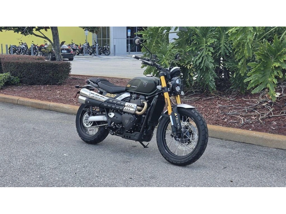 2026 Triumph Scrambler 900 Matt Khaki Green