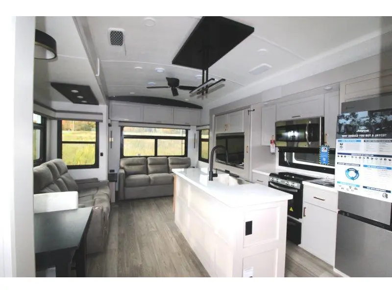 2027 Jayco North Point 310RLTS