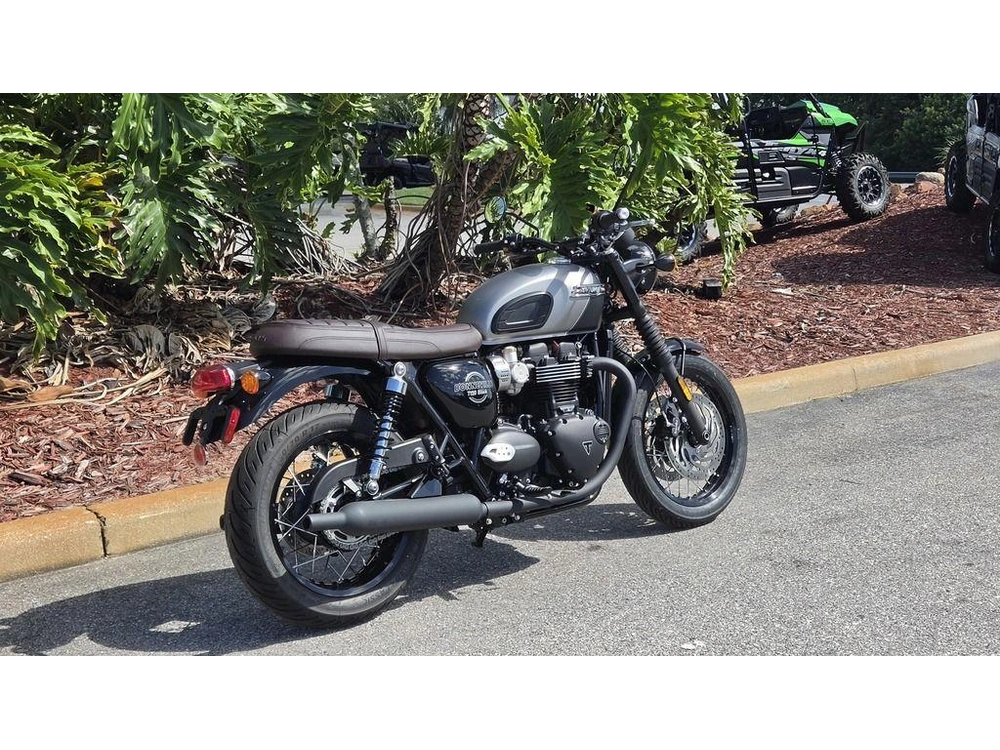 2026 Triumph Bonneville T120 Black Matt Silver Ice