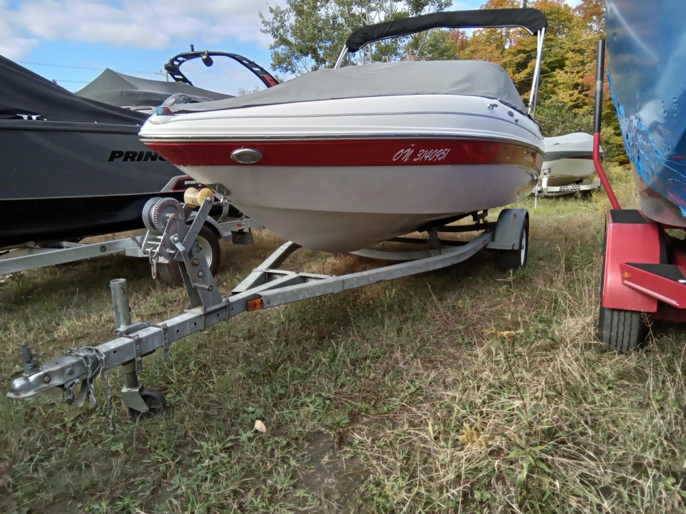 2012 Glastron Mx 185 W/mercruiser 4.3l alt