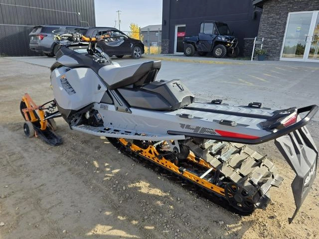 2025 Ski-doo Backcountry X 850