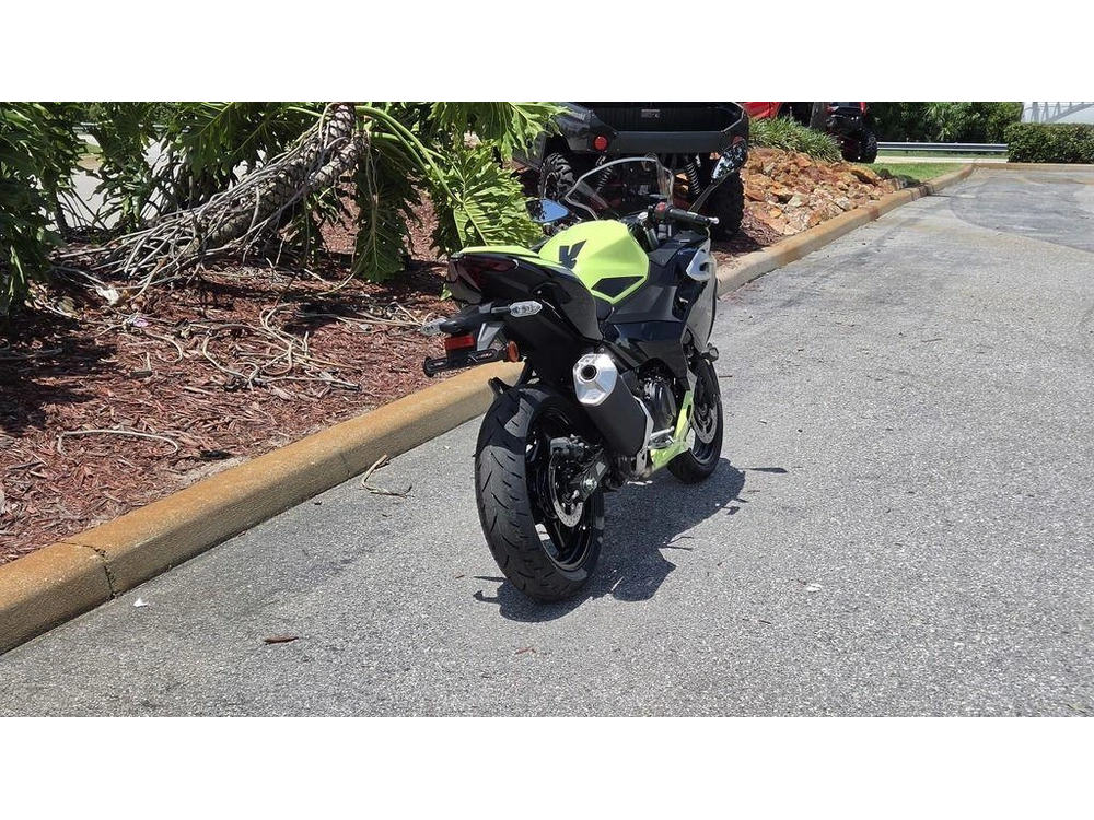 2026 Kawasaki Ninja® 500 Se Abs