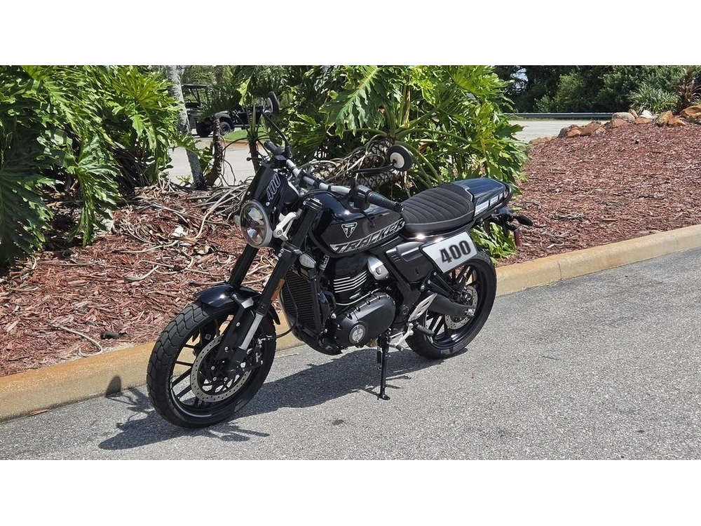 2026 Triumph Tracker 400 Phantom Black
