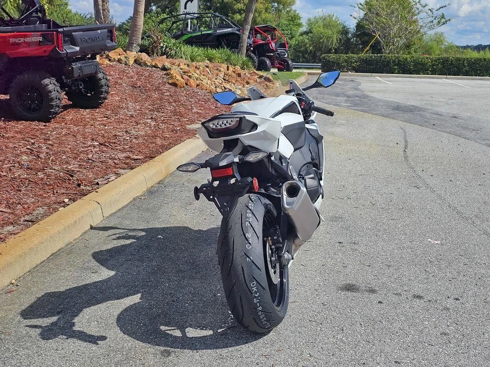 2027 Honda Cbr1000rr