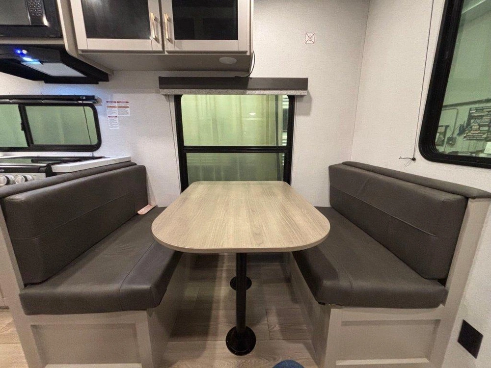 Jayco Jay Flight 210qb 2027 alt