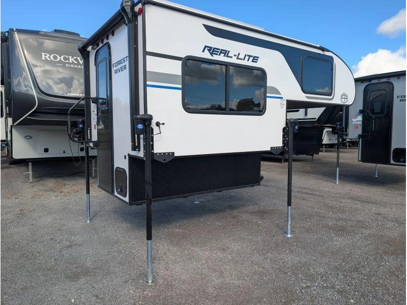 Palomino Real Lite 1800 2027