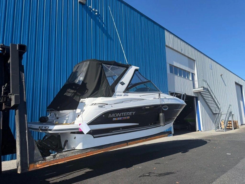 2022 Monterey Boats 295 Ss