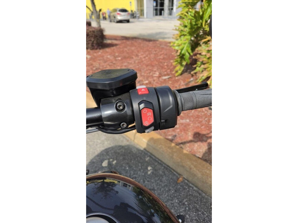 2026 Triumph Rocket 3 Storm Gt Granite/sapphire Black