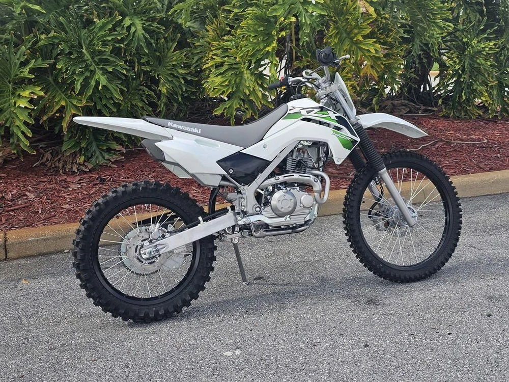 2027 Kawasaki Klx®140r F