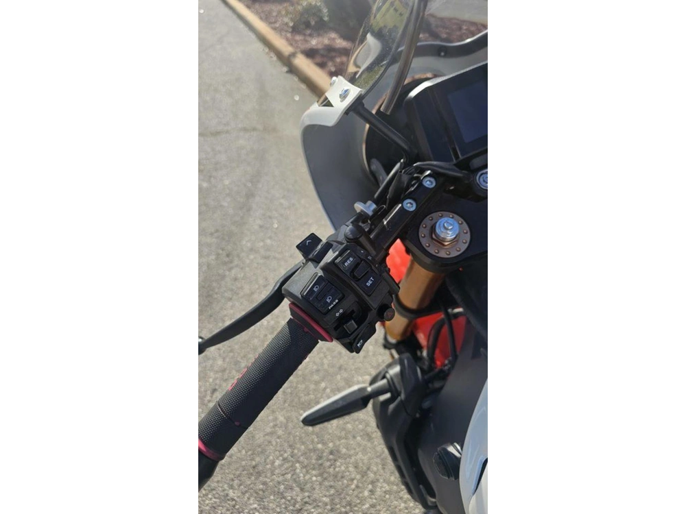 2024 Yamaha Xsr900