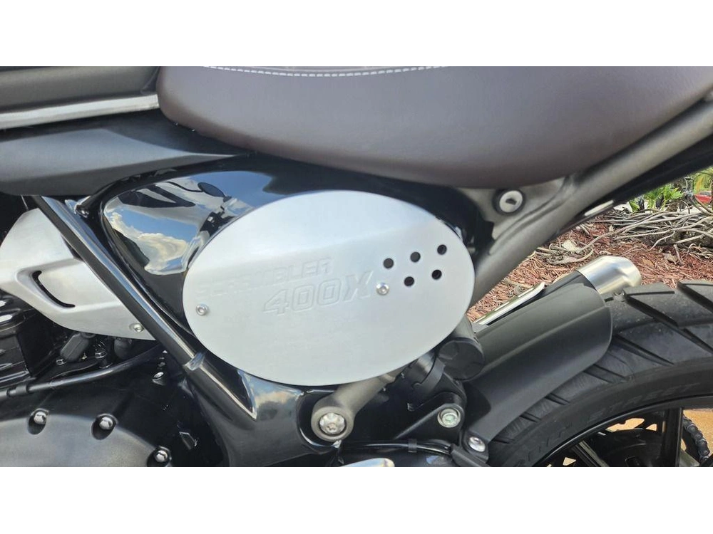 2027 Triumph Scrambler 400 X Matte Pewtergrey/matte Khaki Green