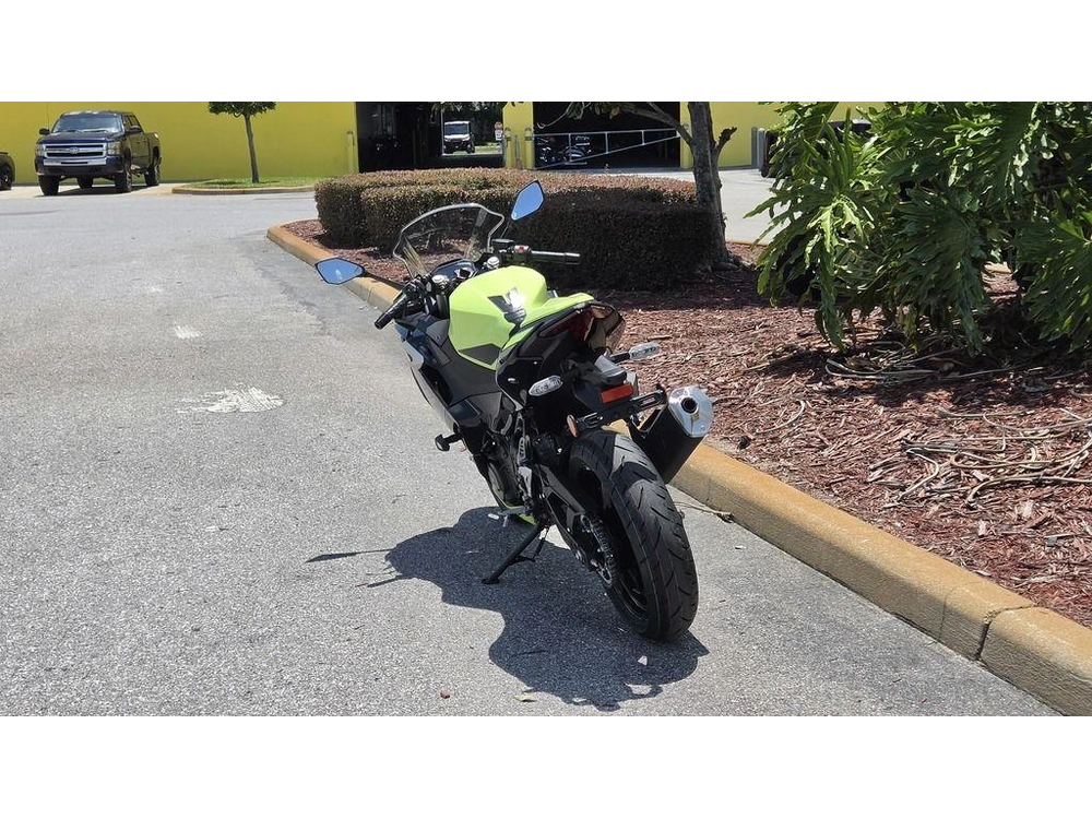 2026 Kawasaki Ninja® 500 Se Abs