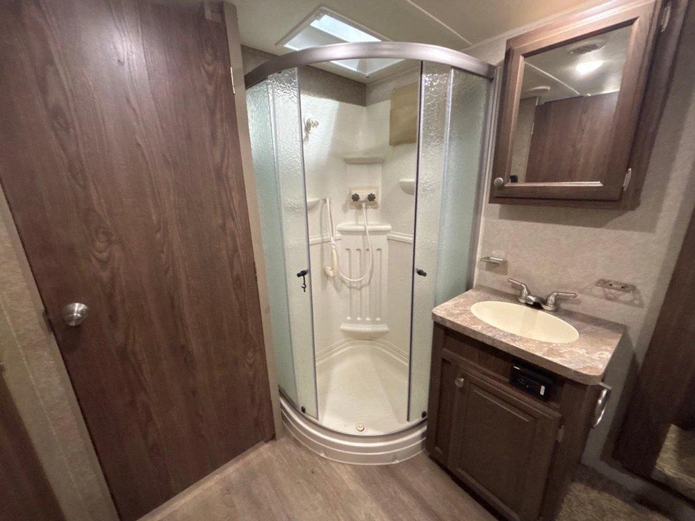 Rockwood Ultra Lite 2440bs 2018