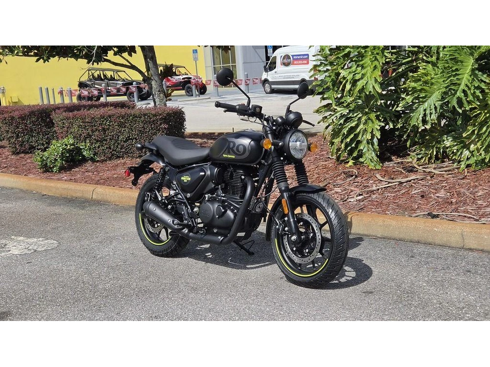 2027 Royal Enfield Hunter 350 Graphite Grey