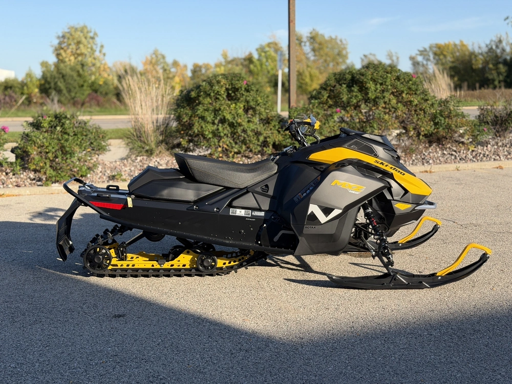 2027 Ski-doo Mxz Neo+ 600 Efi 55 Rs 1.25" Es