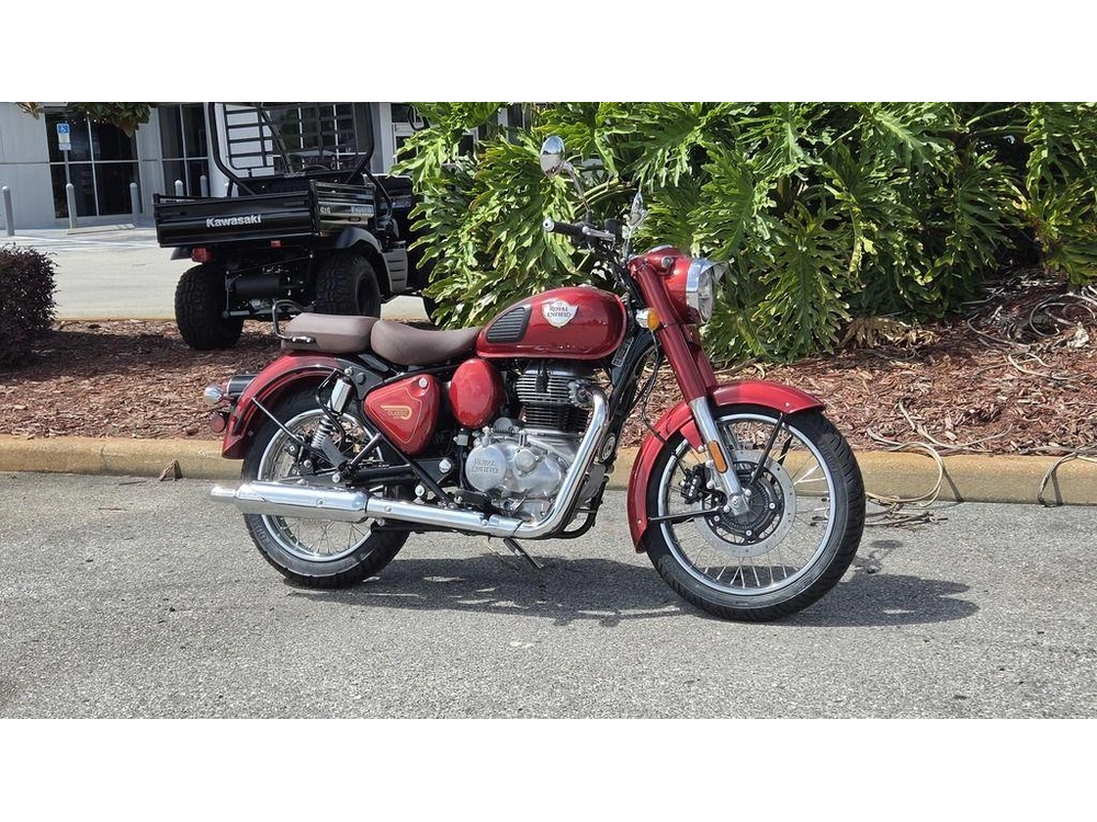 2027 Royal Enfield Classic 350 Madras Red