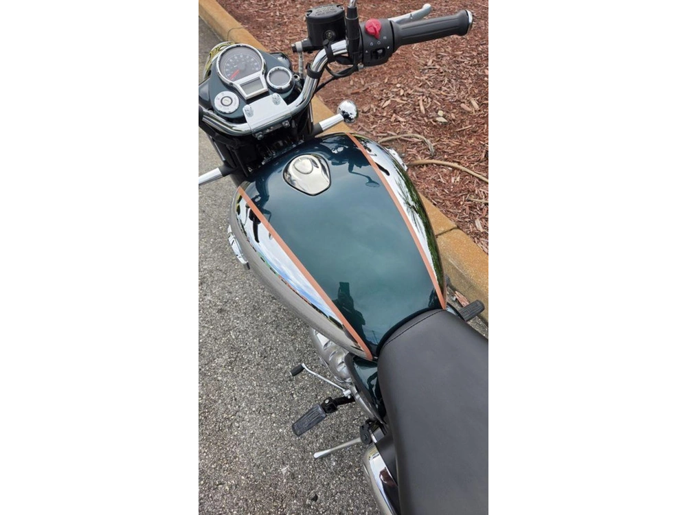 2027 Royal Enfield Classic 350 Emerald Green