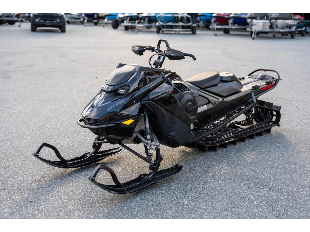 2026 Ski-doo Summit X 154 3" 850 Etec 10.25 Screen With Shot (black)
