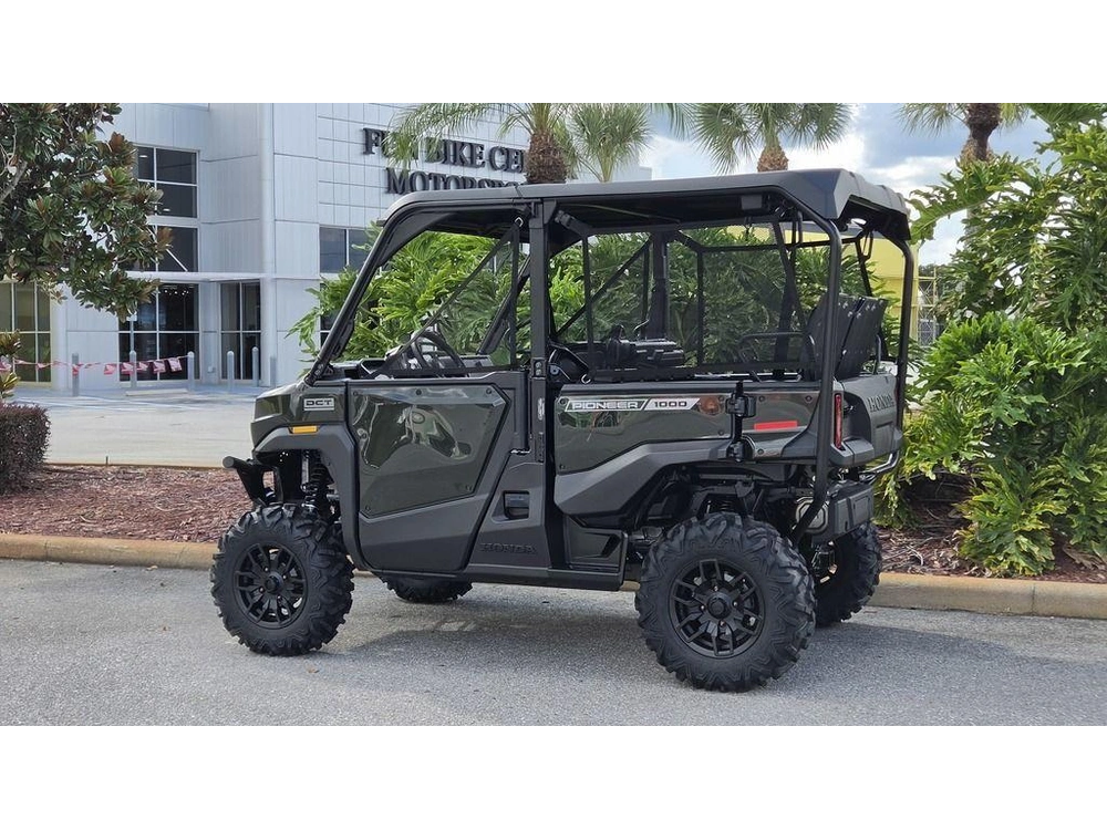 2026 Honda Pioneer 1000-5 Deluxe