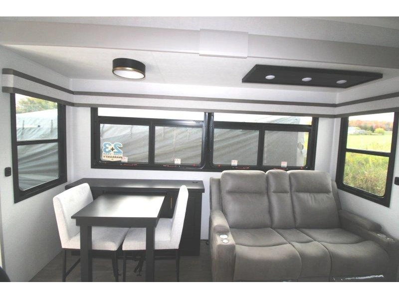 Jayco North Point 310rlts 2027