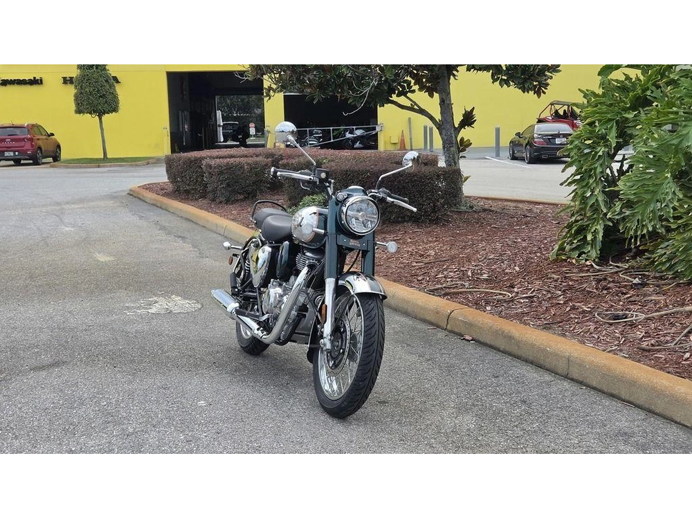 2027 Royal Enfield Classic 350 Emerald Green