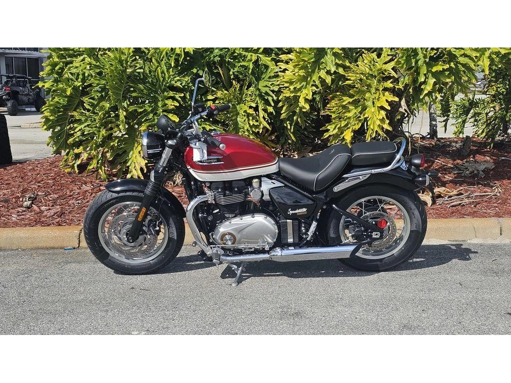2026 Triumph Bonneville Speedmaster Carnival Red