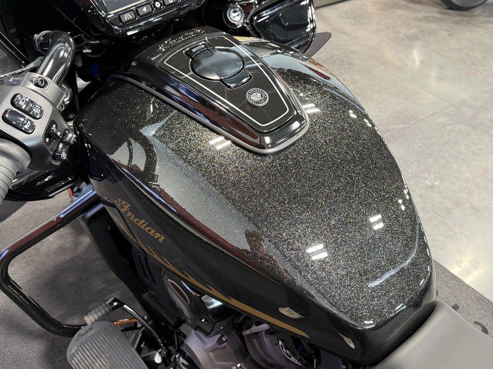 2026 Indian Motorcycle Challenger Dark Horse 112