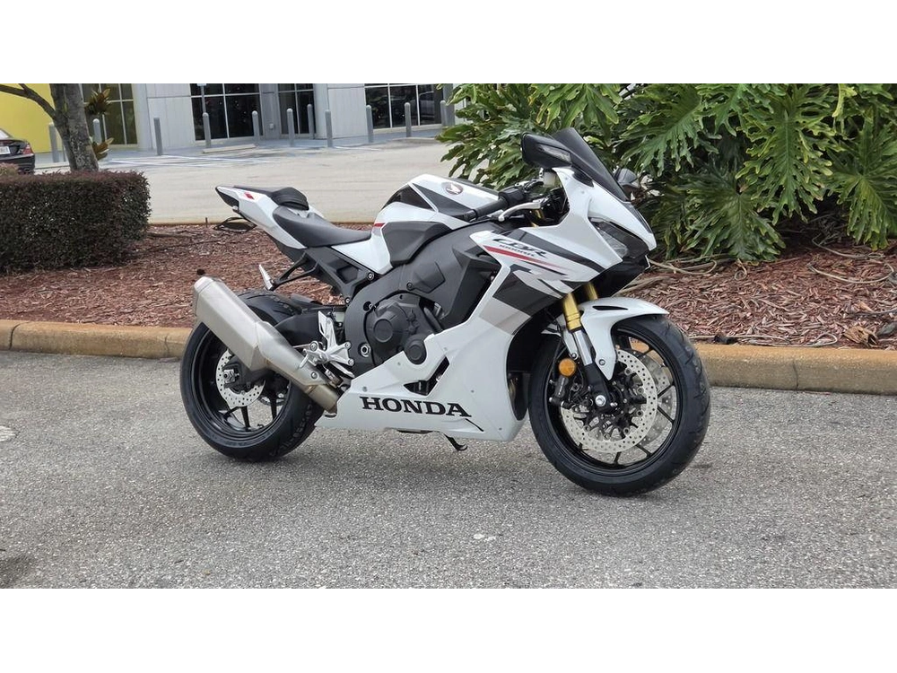 2027 Honda Cbr1000rr