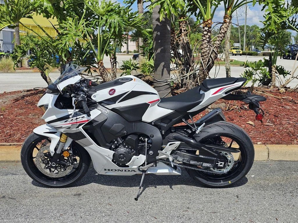 2027 Honda Cbr1000rr