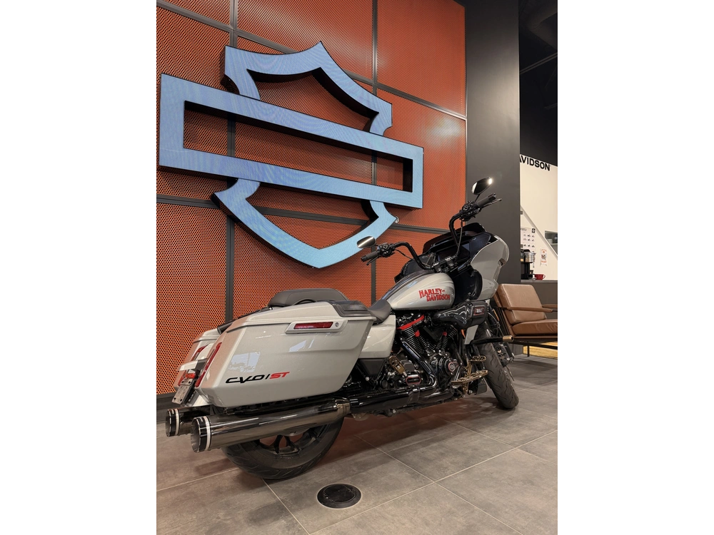 2025 Harley-davidson Cvo Road Glide St