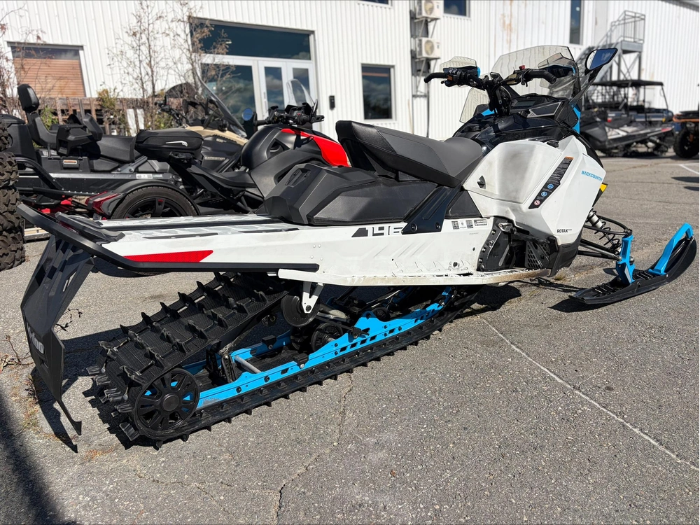 Ski-doo Backcountry 850 E-tec 2022 alt