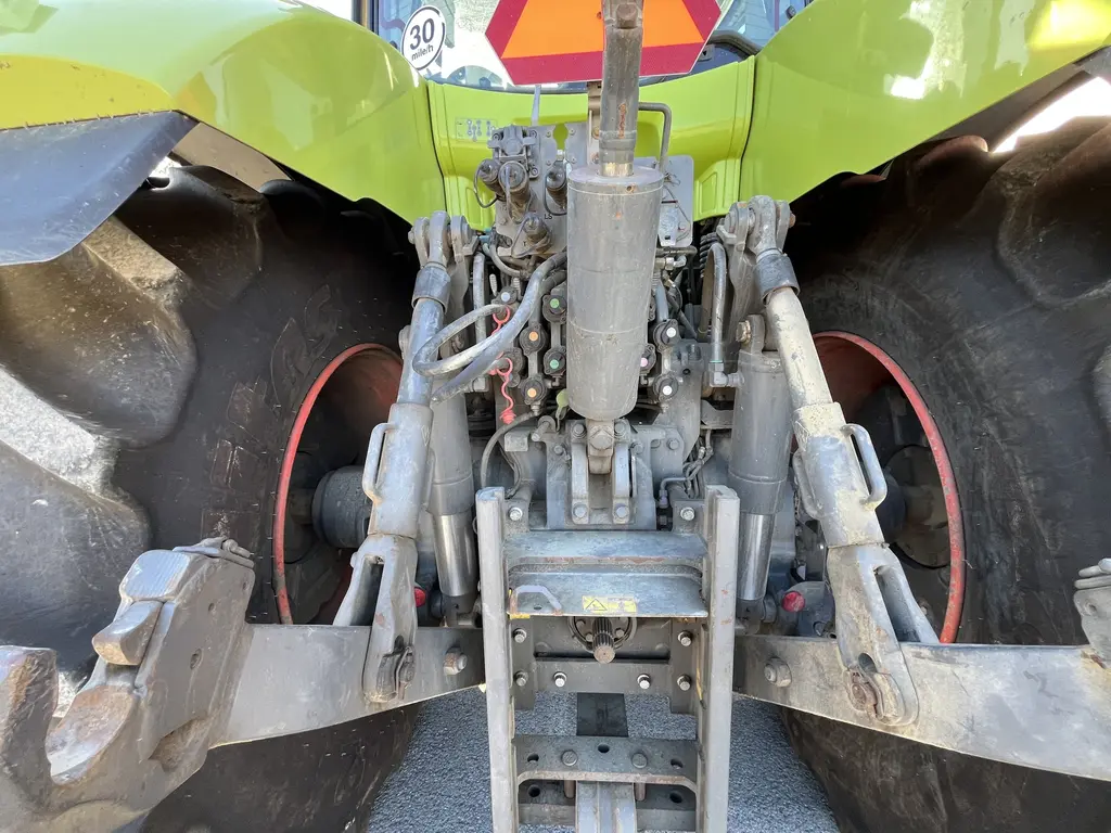2022 Claas Axion 960
