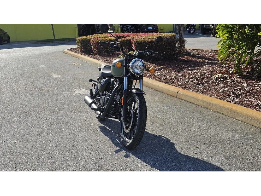 2024 Royal Enfield Meteor 350 Fireball Matte Green