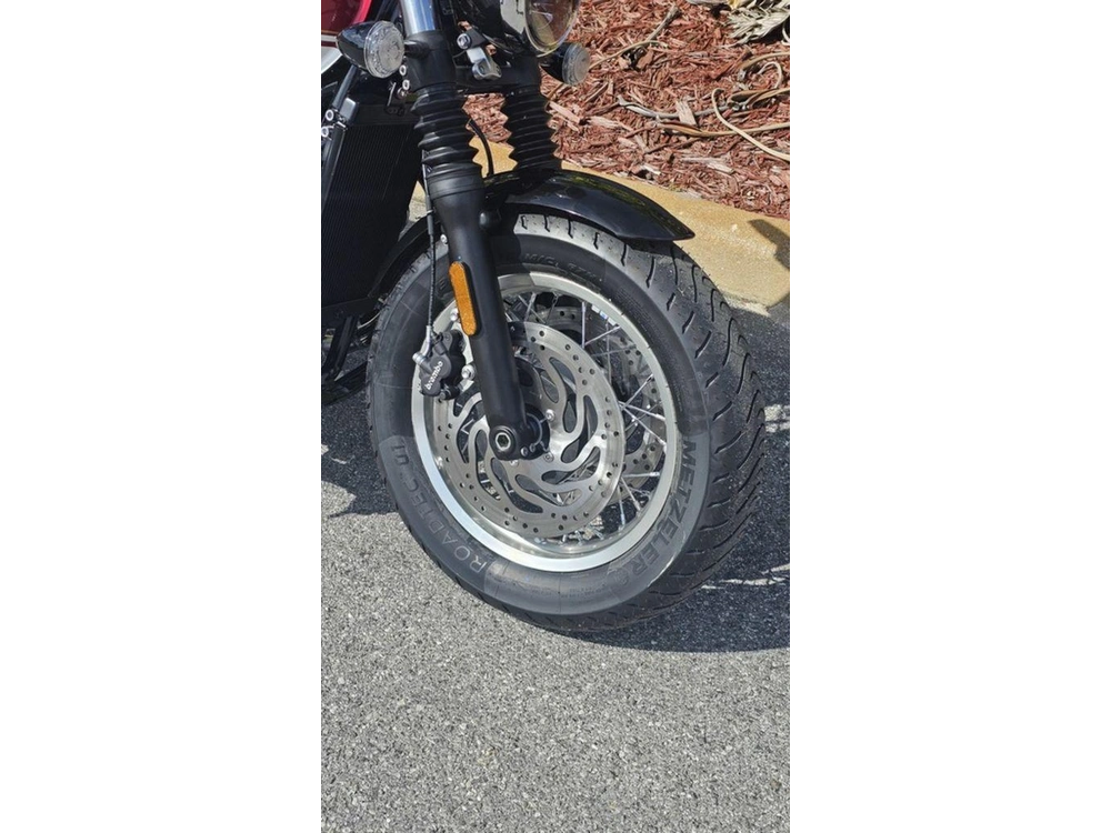 2026 Triumph Bonneville Speedmaster Carnival Red