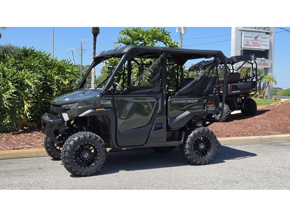 2026 Honda Pioneer 1000-5 Deluxe