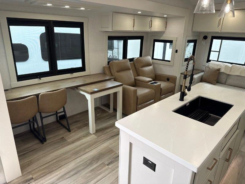 2027 Brinkley Model Z Z2900