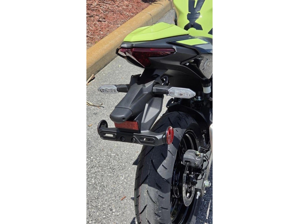2026 Kawasaki Ninja® 500 Se Abs