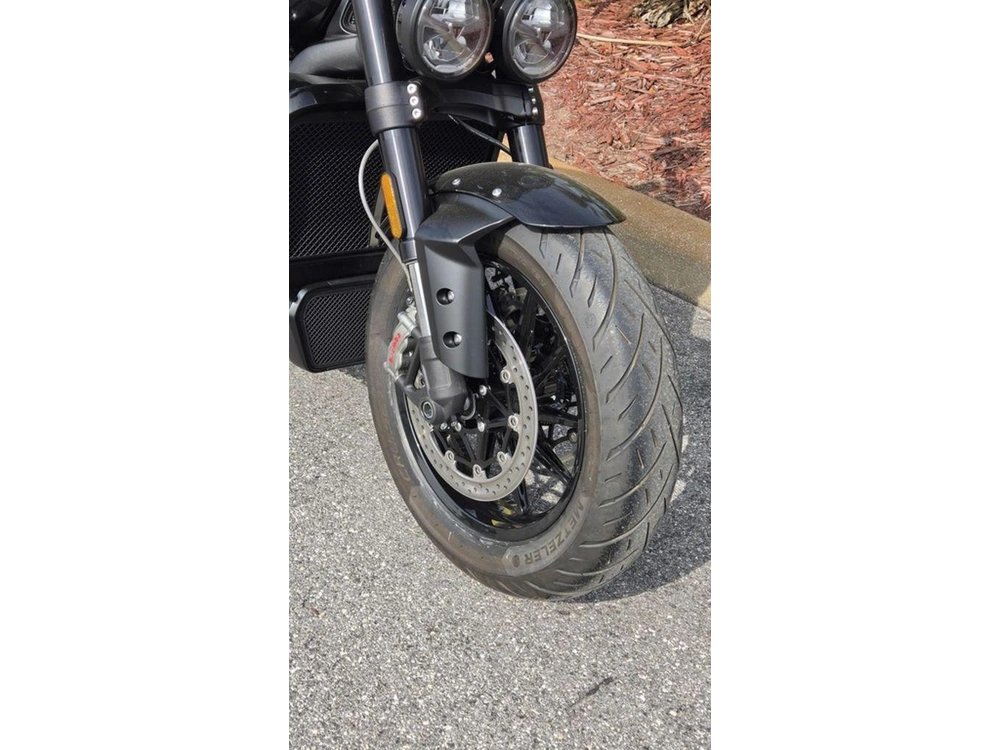 2026 Triumph Rocket 3 Storm Gt Granite/sapphire Black