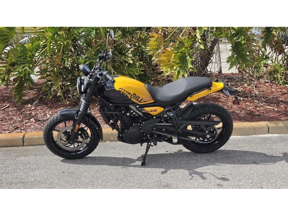 2026 Royal Enfield Guerrilla 450 Playa Black