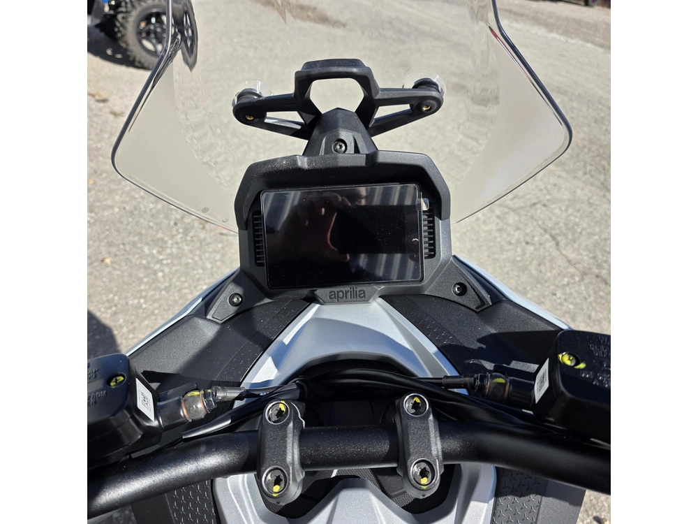 2027 Aprilia Sr Gt 400