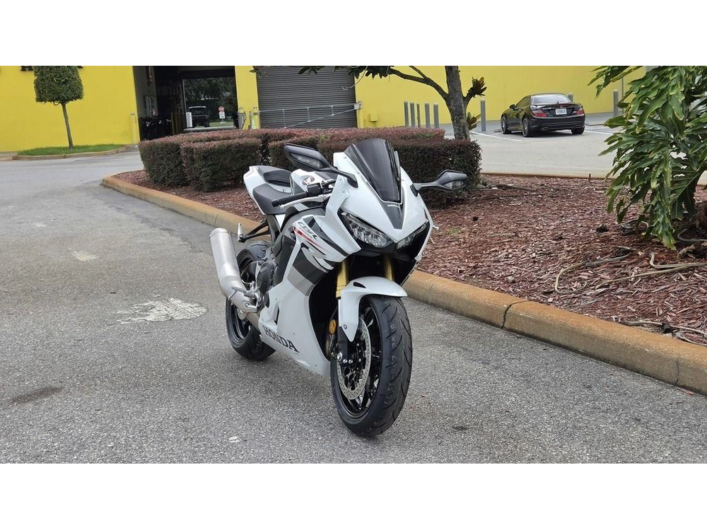 2027 Honda Cbr1000rr