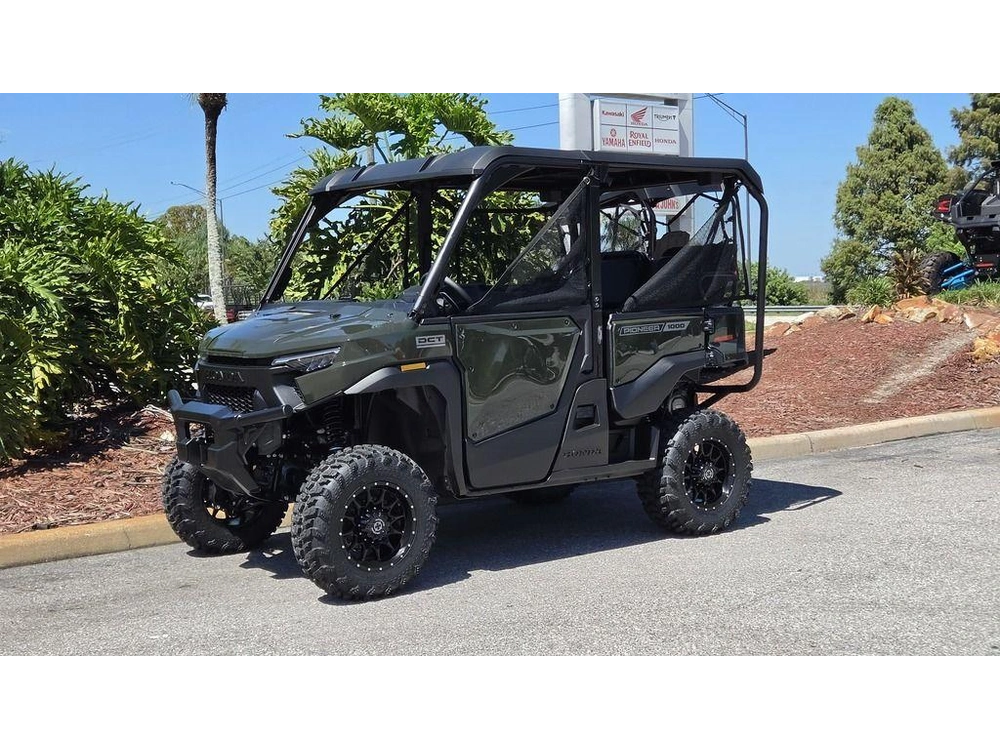 2026 Honda Pioneer 1000-5 Deluxe