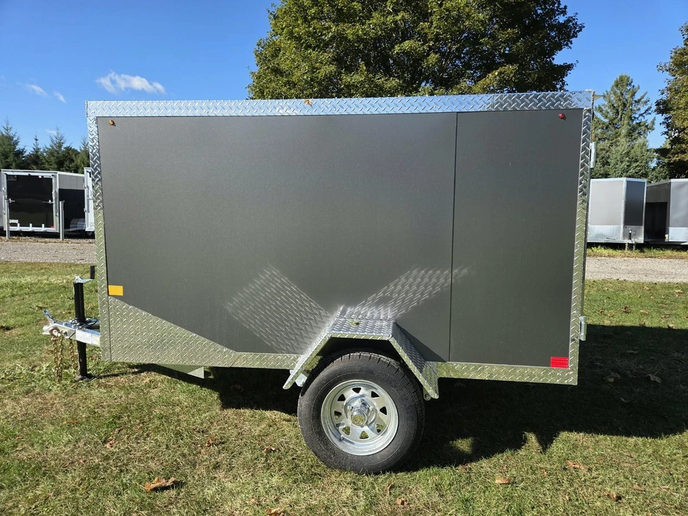 2027 Rhino Galvanized Enclosed 4' X 8' Ramp