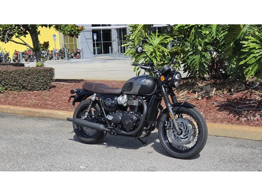 2026 Triumph Bonneville T120 Black Matt Silver Ice