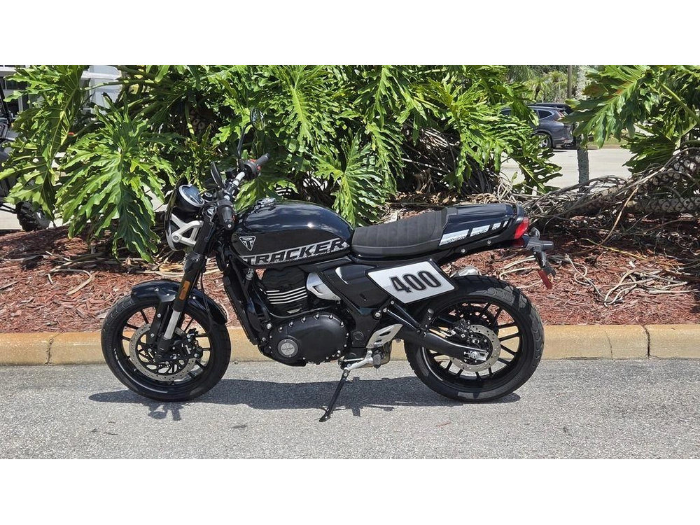 2026 Triumph Tracker 400 Phantom Black