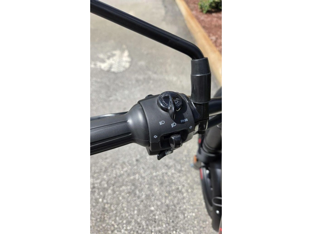 2027 Royal Enfield Hunter 350 Tokyo Black
