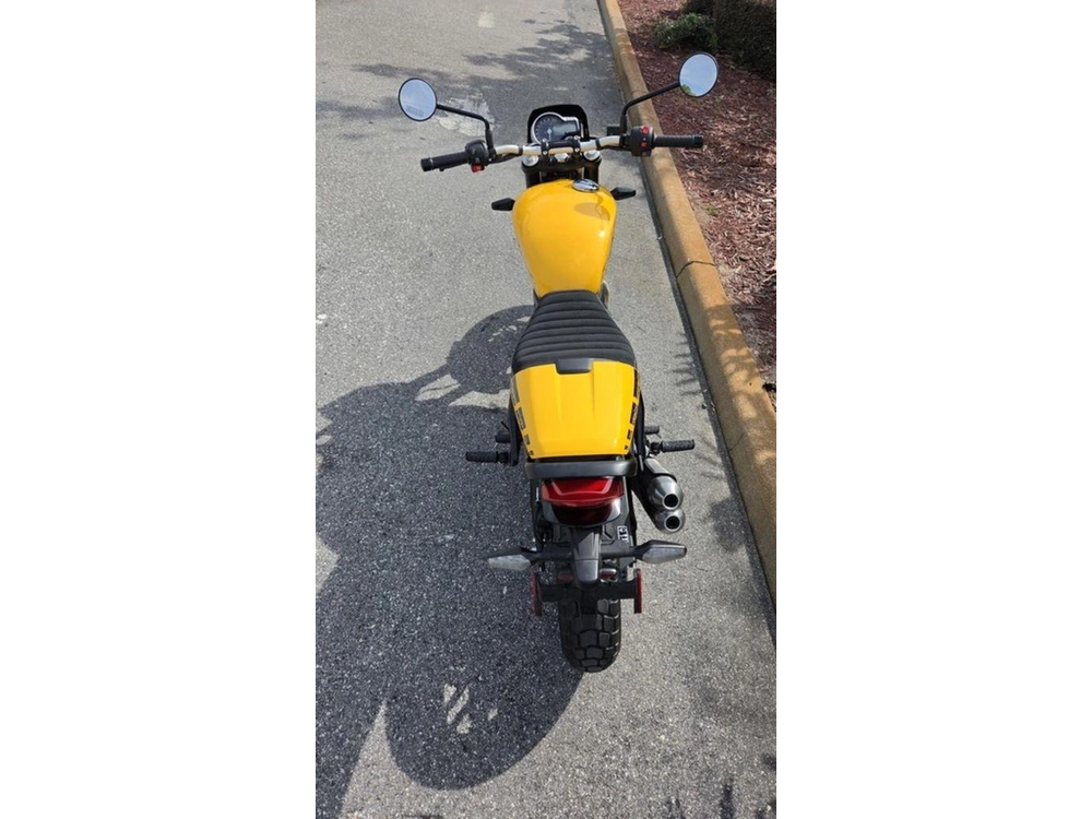 2026 Triumph Tracker 400 Racing Yellow