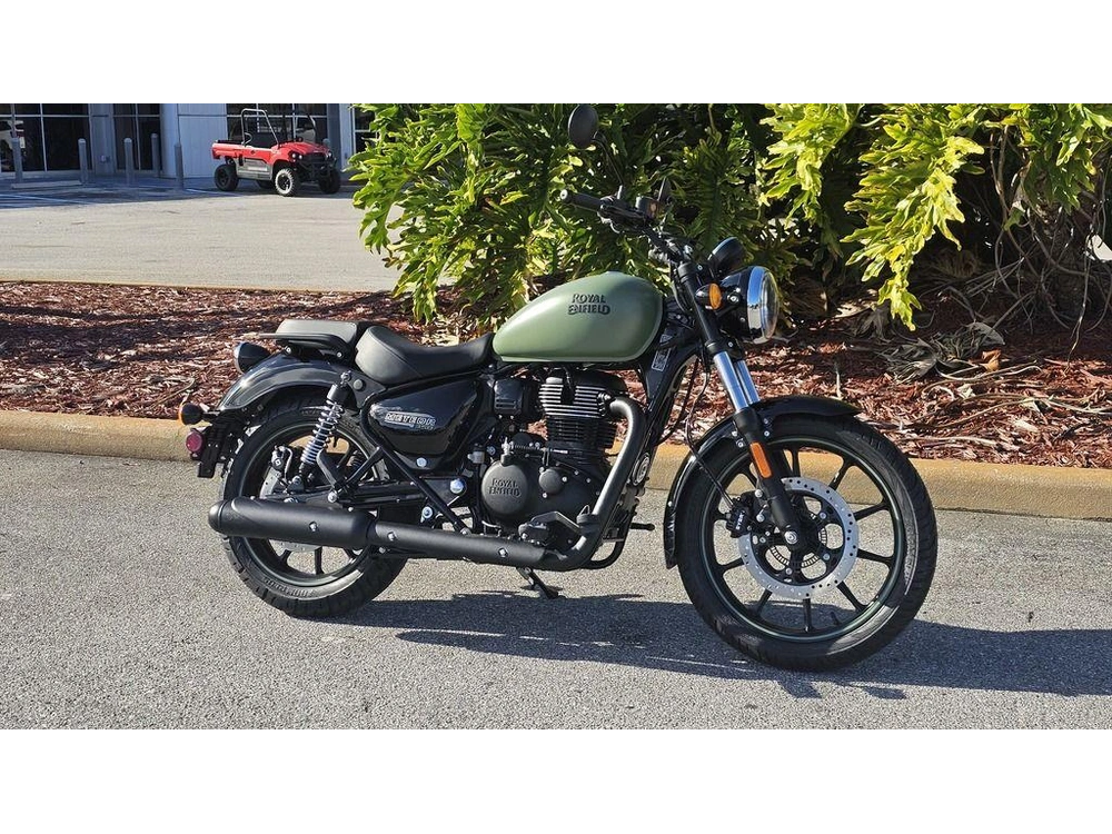 2024 Royal Enfield Meteor 350 Fireball Matte Green