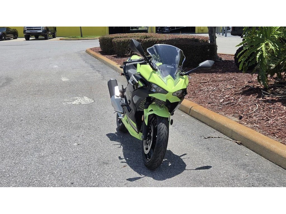 2026 Kawasaki Ninja® 500 Se Abs