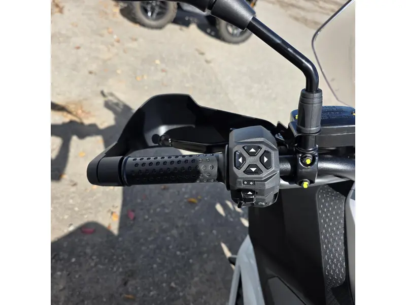 Aprilia SR GT 400 2027